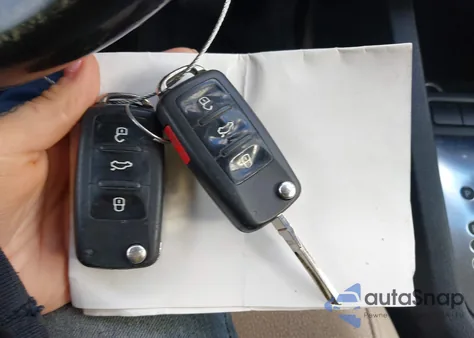 2012 Volkswagen Jetta 2.5L Se из США, поврежденный, VIN 3VWDP7AJ5CM373398